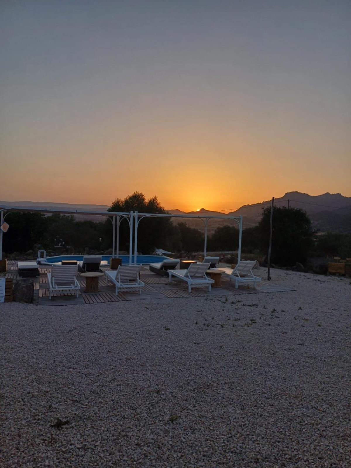 Готель Pasare Glamping_Anglonaruralexperience Perfugas Екстер'єр фото